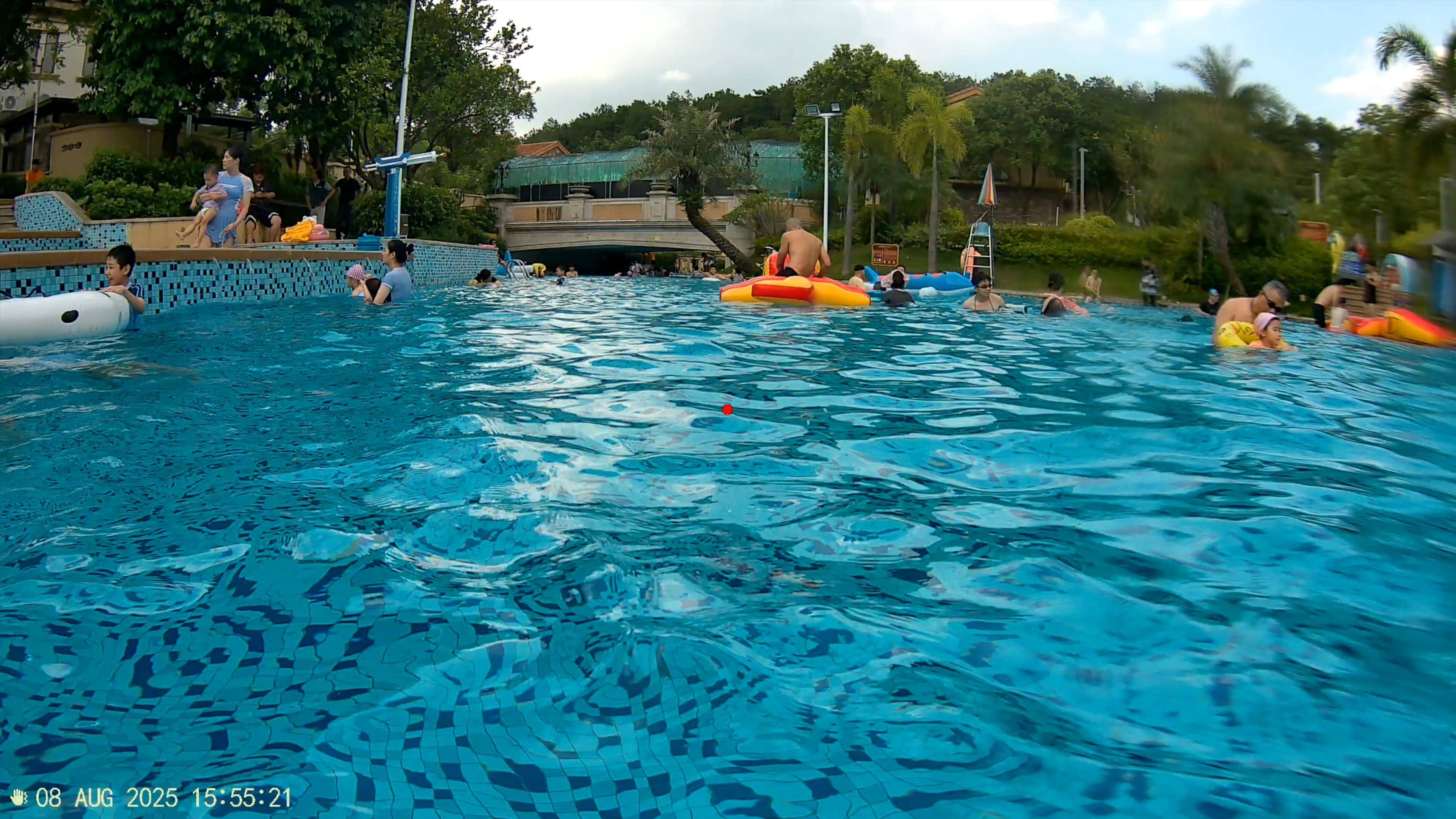 Unleash Summer Fun: Capture Every Splash with Firefly Q8’s IP67 Waterproof Power!(图1) Unleash Summer Fun: Capture Every Splash with Firefly Q8’s IP67 Waterproof Power!(图1)